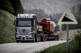 Spotlight on Mercedes-Benz SLT