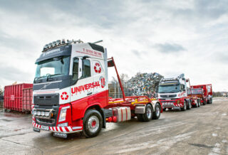 Universal Recycling Volvo Heavy Unit
