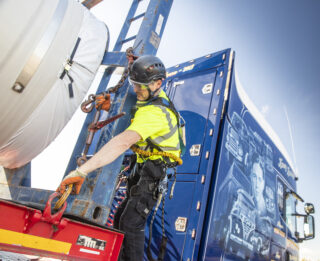 McFadyens Transport, Charles McFadyen, Wind Transport, Scania R164/580, Scania Longline, Scania Longline 8x4, tribute, wind energy, Special Truck Interiors, Oshkosh, Nooteboom, Goldhofer, windfarm, Enda