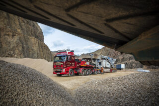 J Swingler Low Loader Hire
