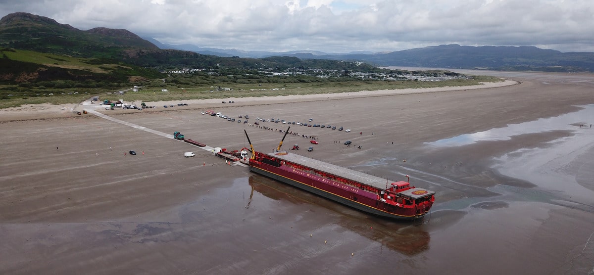 Terra Marique Lands at Black Rock Sands