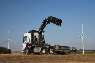 HeavyTorque Visits Fraser Dunlop Haulage