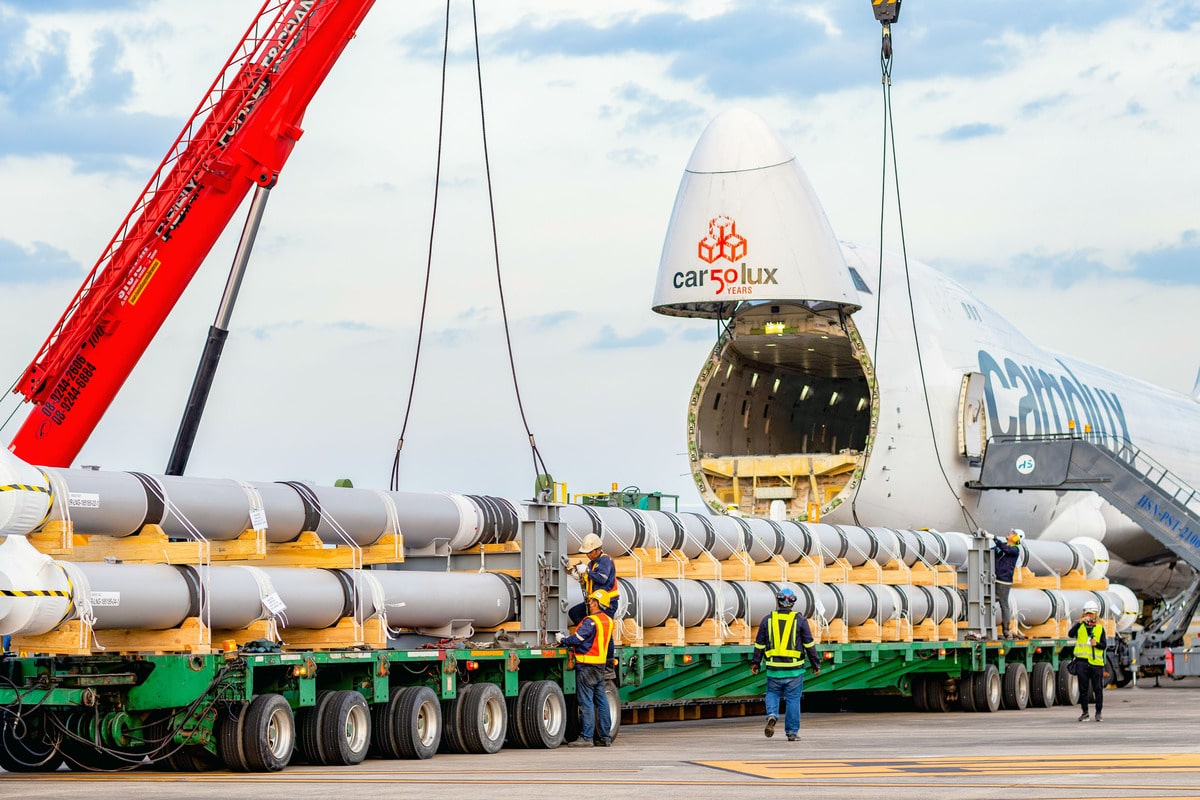 Deugro Load 36 Metre Long Spools for Air Charter to USA