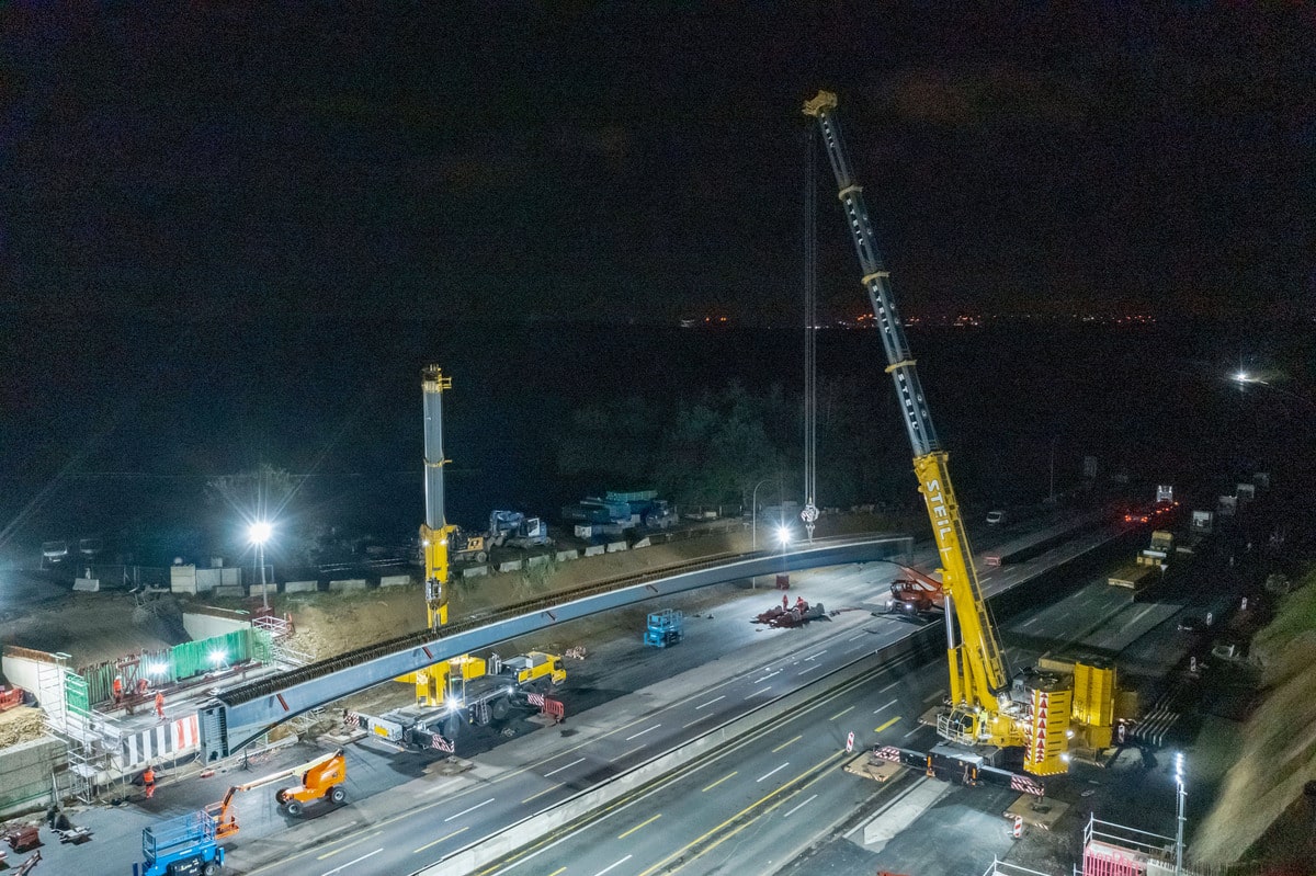 Liebherr Take on a Tandem Motorway Lift in Luxembourg