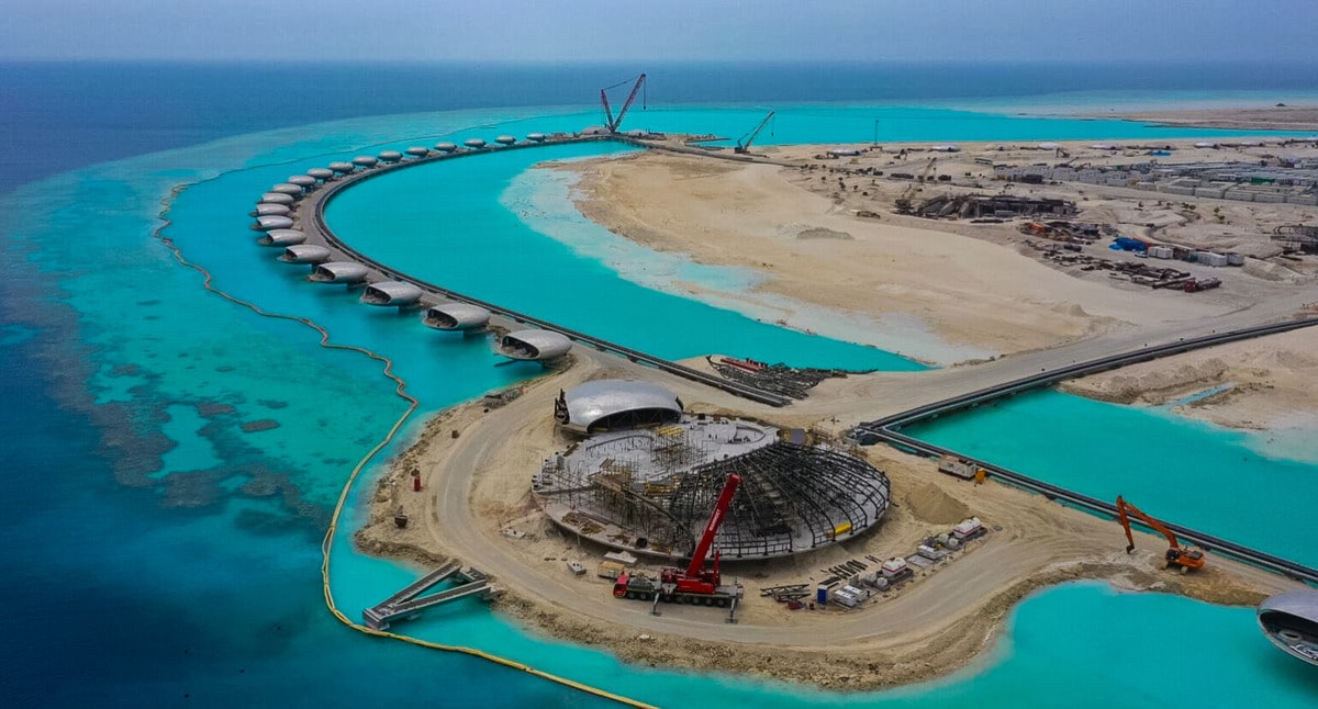 Mammoet Completes Sheybarah Island Resort Installation