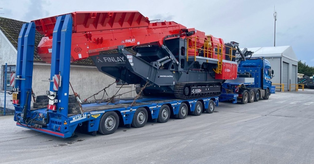 Broshuis 6-axle and 10-axle for Mar-Train Heavy Haulage