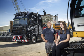 Coverstory - Autoplant