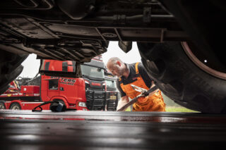 Batters Heavy Haulage: HeavyTorque Issue 40