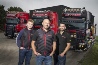 Batters Heavy Haulage: HeavyTorque Issue 40