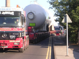 Bertling Logistics: HeavyTorque Issue 40