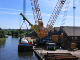 Bertling Logistics: HeavyTorque Issue 40