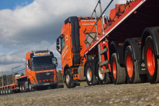 Davies Crane Hire, HeavyTorque Issue 42