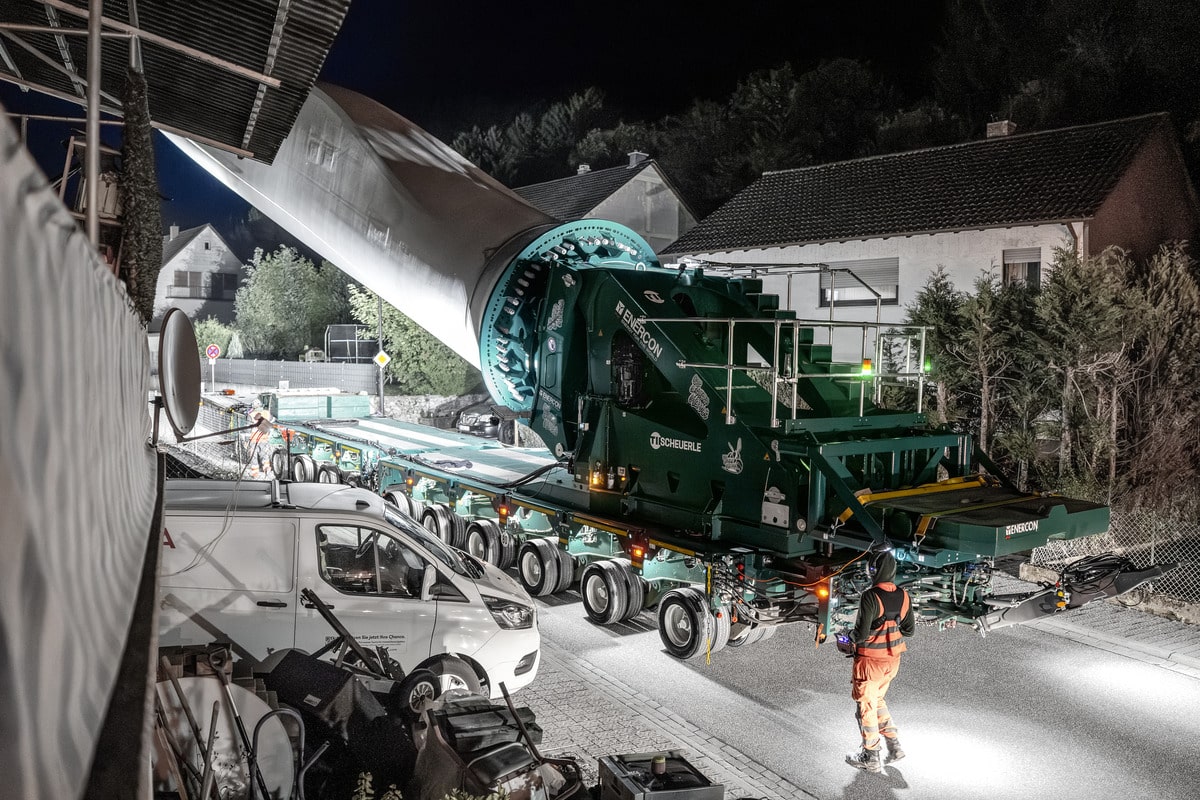 New BladeLifter from TII SCHEUERLE for Enercon